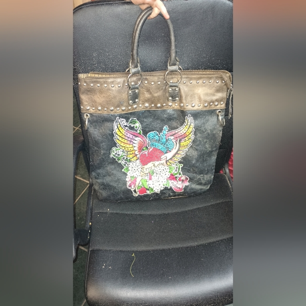 Cute Large faux Leather Bag!!
